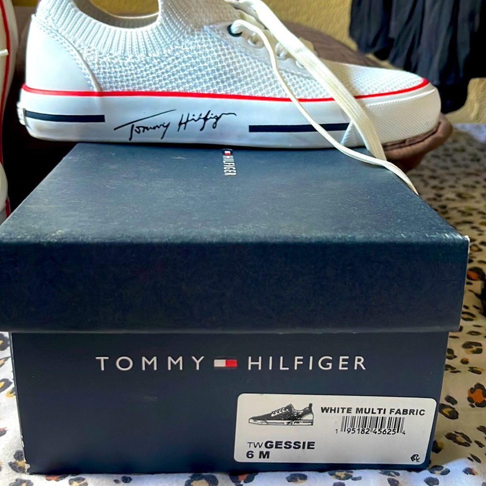 Tommy Hilfiger Women’s size 6  Multi fabric tennis shoes